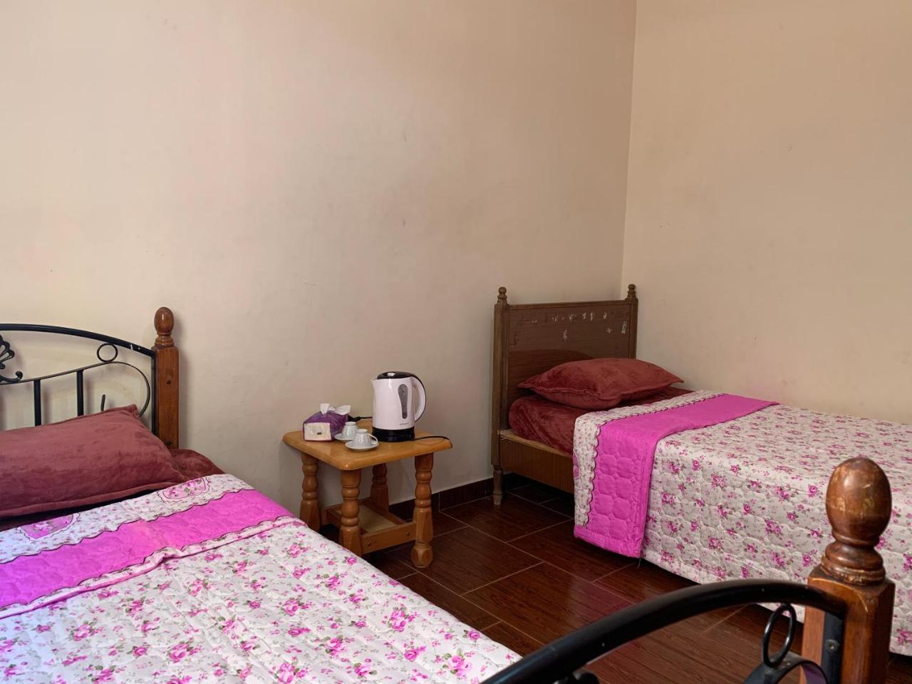 Room 17 Youth Hostel Акаба Екстер'єр фото